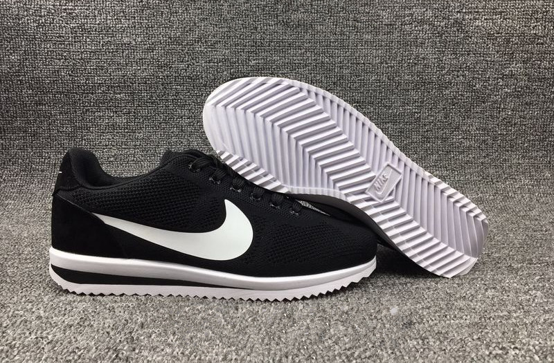 nike classic femme